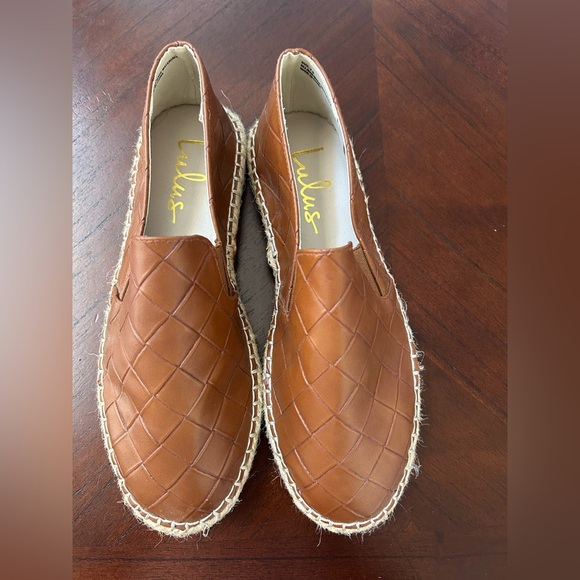 Lulu's Tan Quilted Slip-On Loafers new with detail - Picture 1 of 7